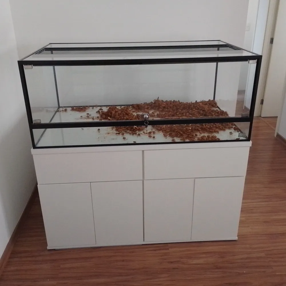 Armário para Terrário