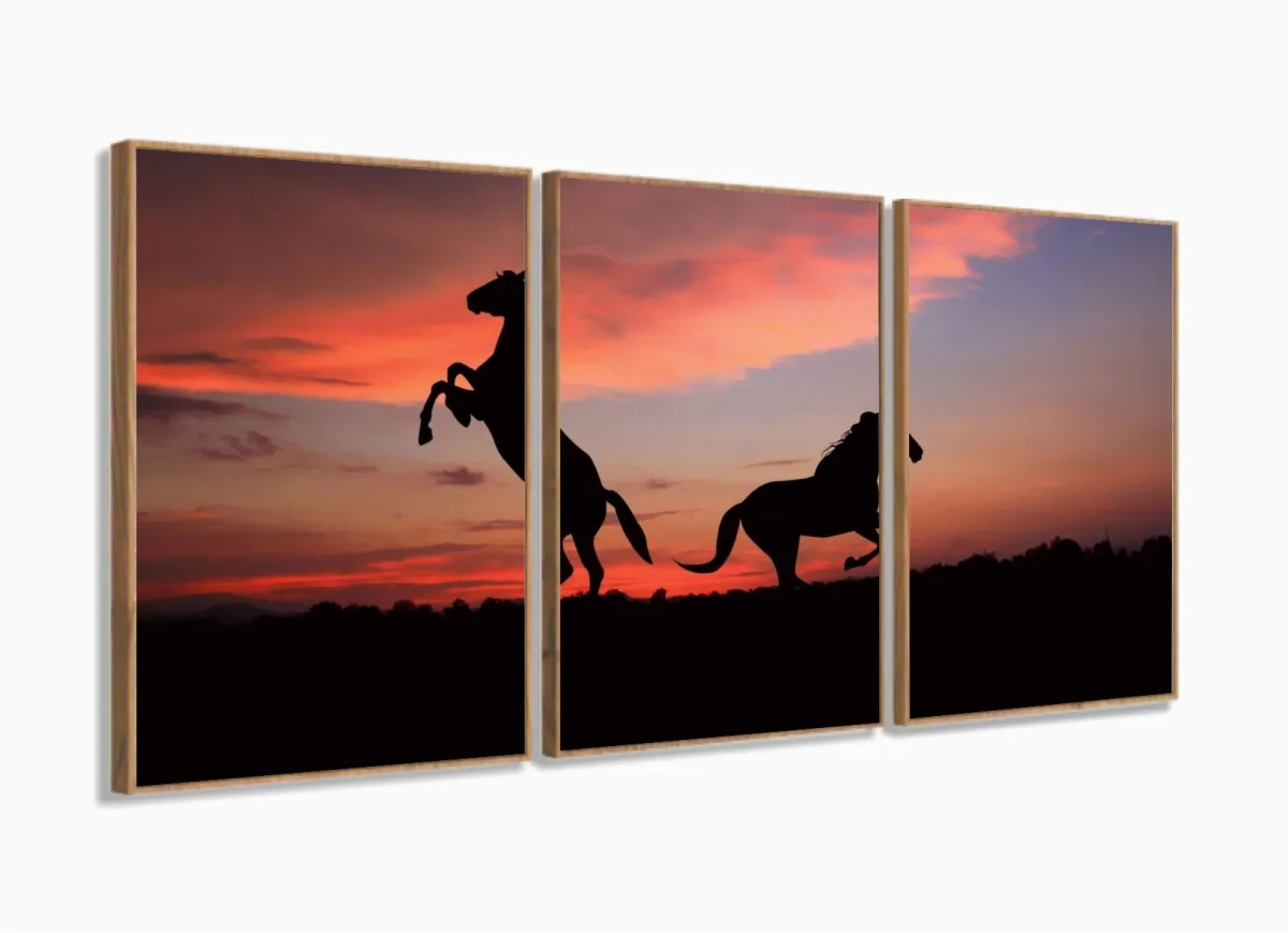 Quadro 2 Cavalos Por do Sol 120x60 3 peças em Tecido com moldura filete Imagem