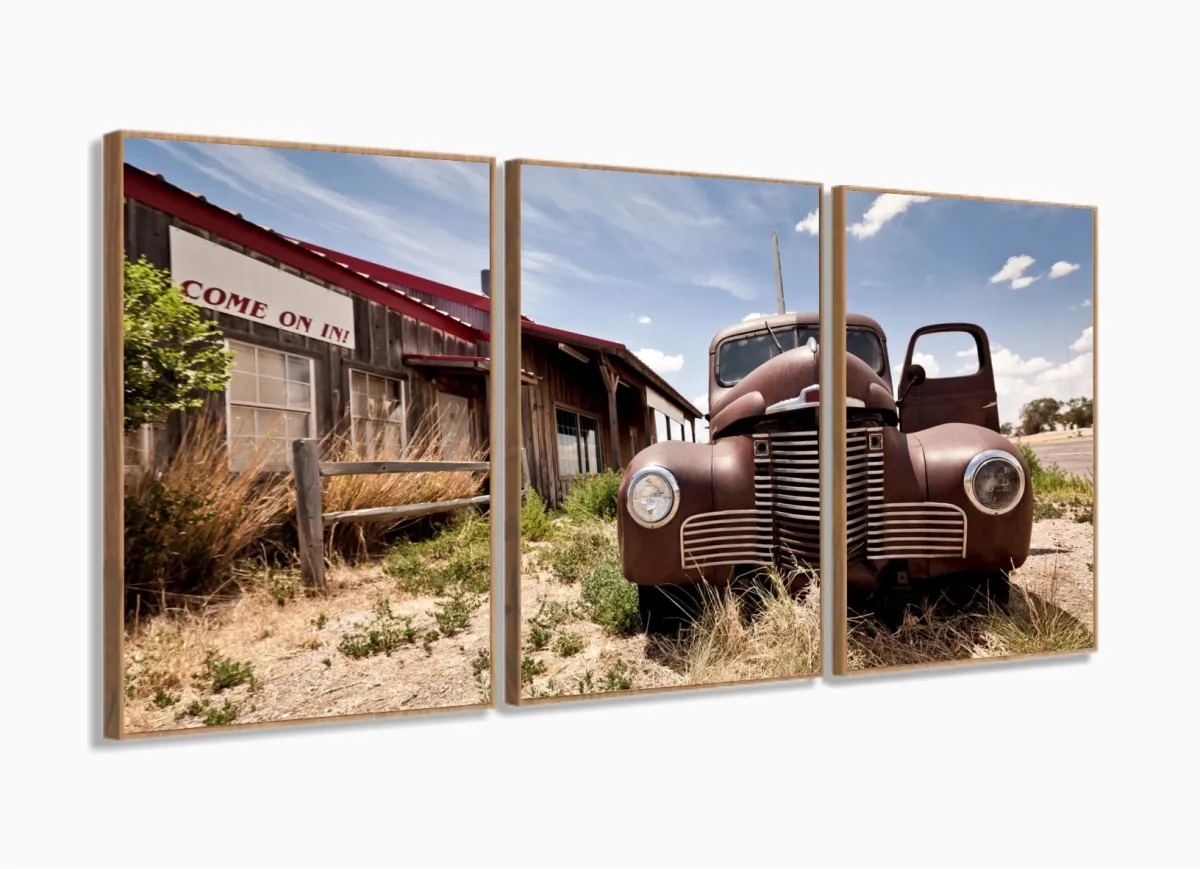 Quadro Decorativo Carro Antigo Sala Em Tecido 120x60 3 peças com moldura filete Imagem