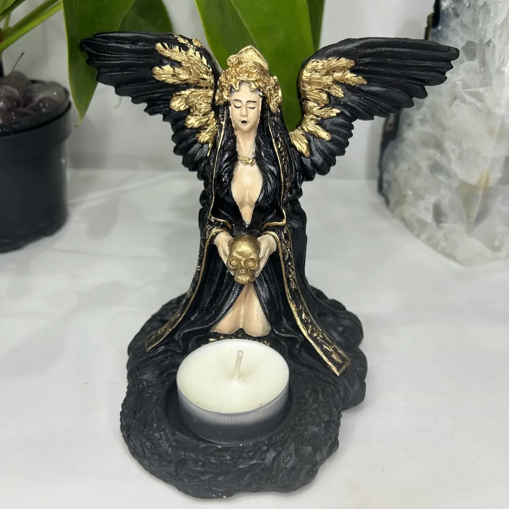 Deusa da Morte Ajoelhada (Resina)