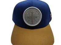 Ref: TH003 - Boné Texas Head Medalhão de São Bento - Cor Azul Marinho Aba Mostarda - Foto 3