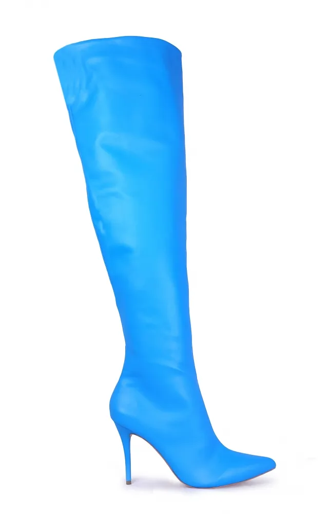 Bota Over the Knee Aisha Azul com Numeração Especial