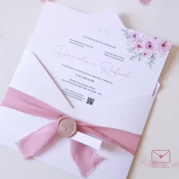 Convite especial com envelope bico