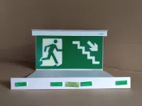 Placa S8 Esc.Desc.Dir|Cód:058|PVC 2mm|FOTOLUMINESCENTE Frente |30x17| TETO - Foto 5