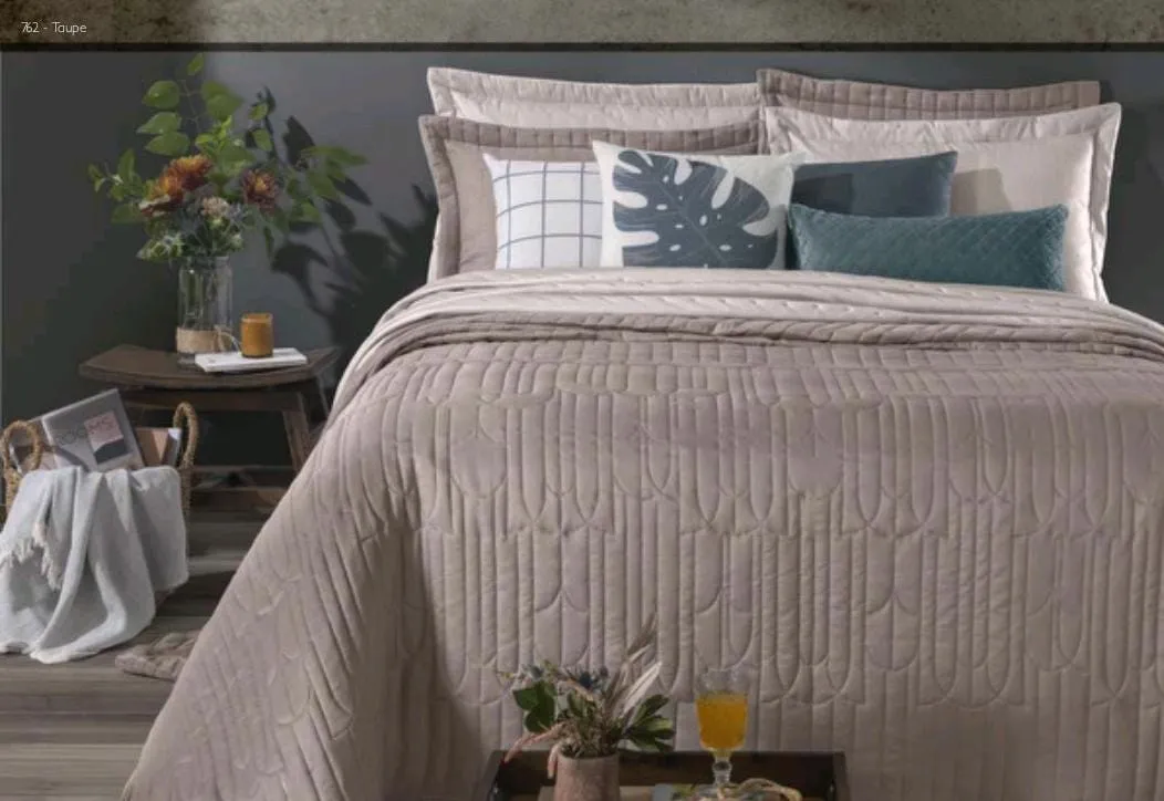 Cobreleito 03 Peças Queen Marrom