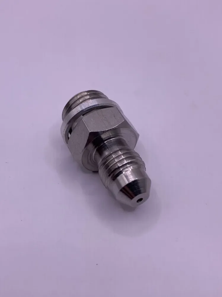 Niple de Entrada de Óleo da Turbina M14 x 4an - Furo de 1,5mm Imagem