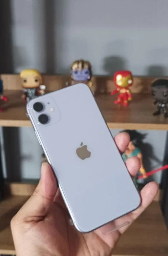 iPhone 11 64gb / 128gb LACRADO + GARANTIA APPLE Imagem