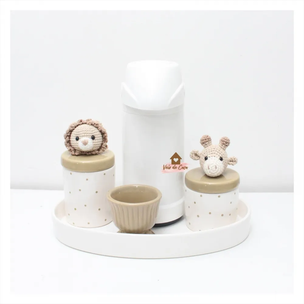 Safari - Kit Higiene - 5 peças - Poá - Bandeja Oval - Leão e Girafa Imagem