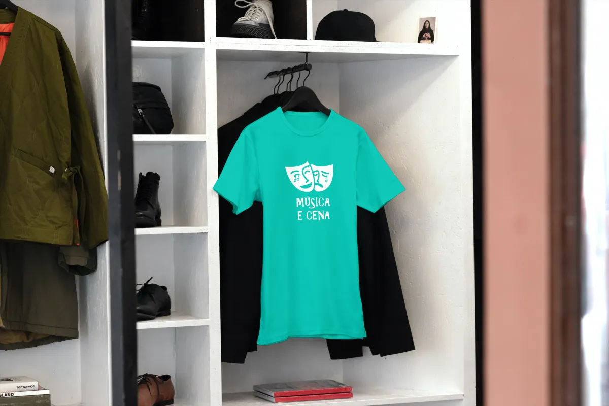 Camiseta Música e Cena (Turquesa e Branco)