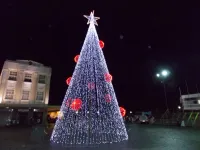 Cordão Pisca BLINDADO Externo Fixo 100 Led Branco quente - Fio reforçado Verde Macho e Femia 10 metros - Foto 2