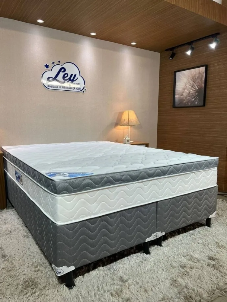 Conjunto Box Queem Isofort Soft Cinza Limitada com Espuma D26 selada e Malha Fria e  Molas Ensacadas Individualmente 