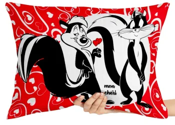 Capa de Almofada ou Travesseiro Pepe le pew gata corações