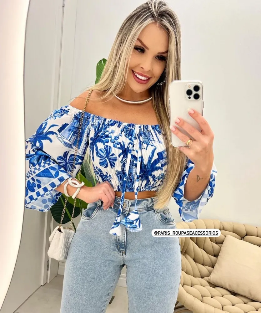 Paris Roupas e Acessórios Cropped Elouise