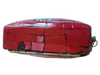 ESGOTADO! Bolsa Mosaico Metal Opaca Vermelha. Pequenos defeitos  Tamanho P - Foto 5