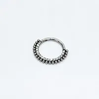 Argola em Titânio CRAVEJADA ZIRCONIA FRONTAL 1 Filete de ESFERAS  1.2mm TIT19 - Foto 4