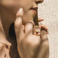 Anel Golden Garden Coração Safira Rosa  AJUSTÁVEL