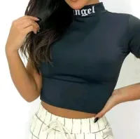 Cropped T- Shirt Gola alta escrita angel, Moda blogueira. - Foto 2