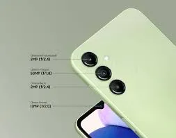 Smartphone Samsung Galaxy A14 5G Verde Lima 64GB, 4GB RAM, Processador OctaCore, Câmera Tripla Traseira, Selfie de 13MP, Tela Infinita de 6.6