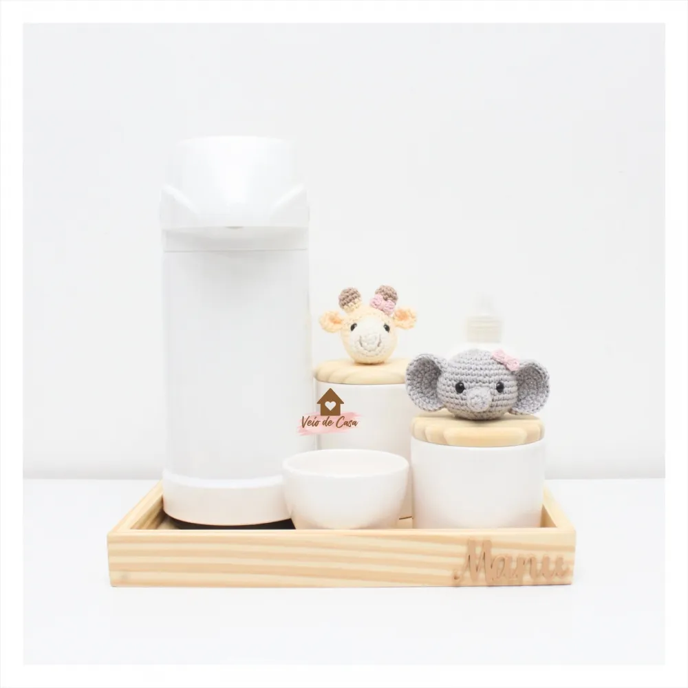 Kit Higiene - 6 peças - Safari Menina - Girafa + Elefante Imagem