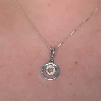 Colar com Berloque pendente circulo pandora signature – em Prata925