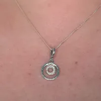 Colar com Berloque pendente circulo pandora signature – em Prata925