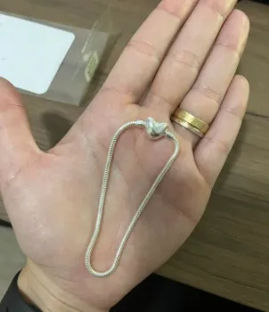 Pulseira para Berloque com coração na trava - Foto 2