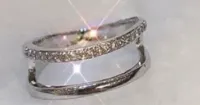 Anel Solitário Banhado A Ouro 18k Com Zircônia Folheado Noivado Com Caixinha - Foto 2
