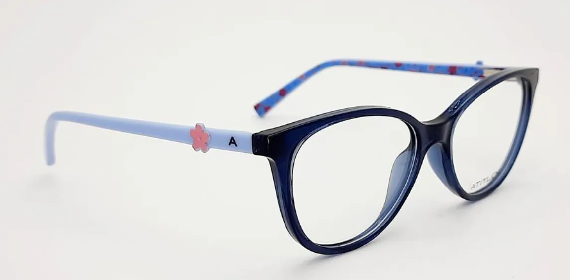 ATITUDE KIDS ATK4008 D01 50 15 135 + lentes Raytec 1.56 R$230,00