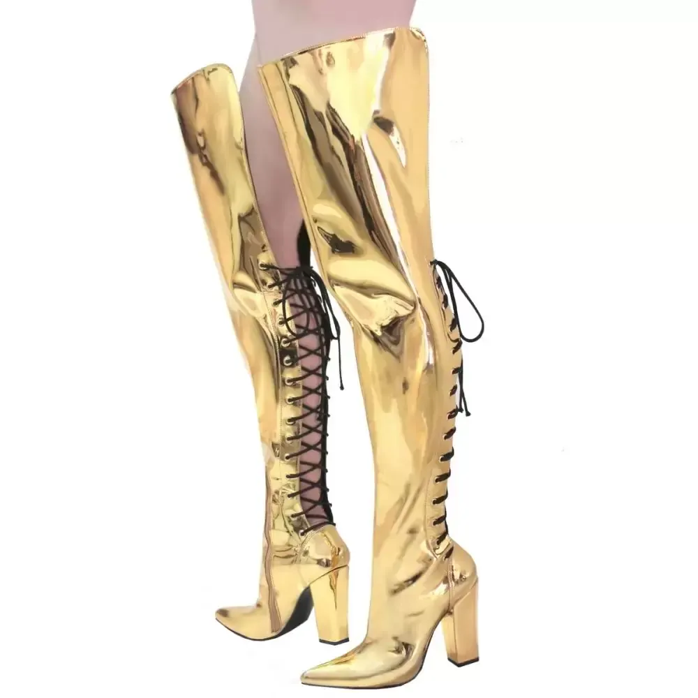 Bota Over the Knee Ludmilla Metalizado Ouro com Numeração Especial em Promoção Imagem