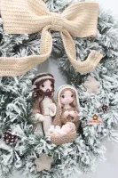 Guirlanda Nevada - Sagrada Família - 60cm - Foto 2