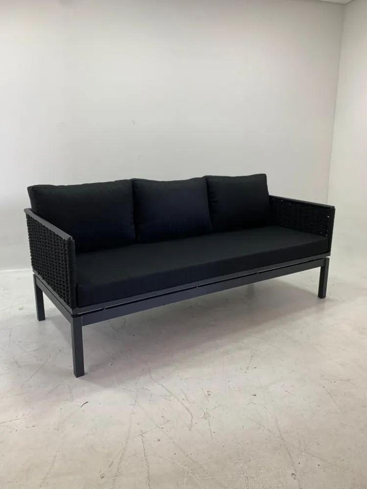 Bud Gardens Sofá Niterói