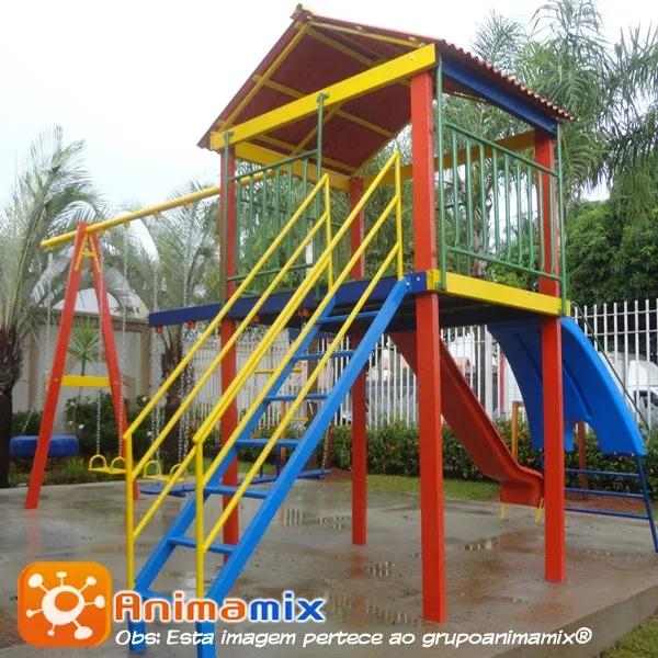 Playground de Madeira Torre com 02 Balanços Imagem
