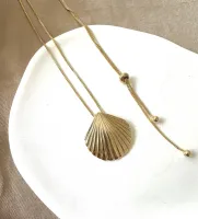 Colar concha leque G corrente regulável até 70cm 