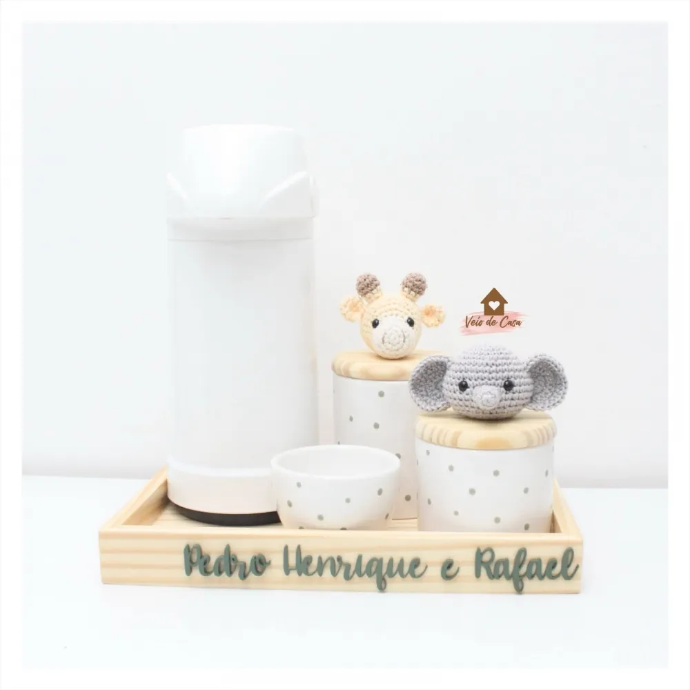 Kit Higiene - 5 peças - Poá - Safari - Girafa e Elefante - Garrafa G Imagem