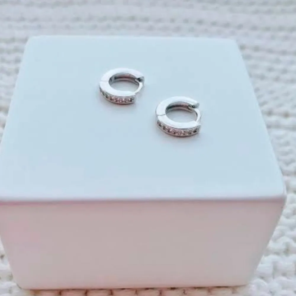Brincos de argolinha 3 MM em Prata925