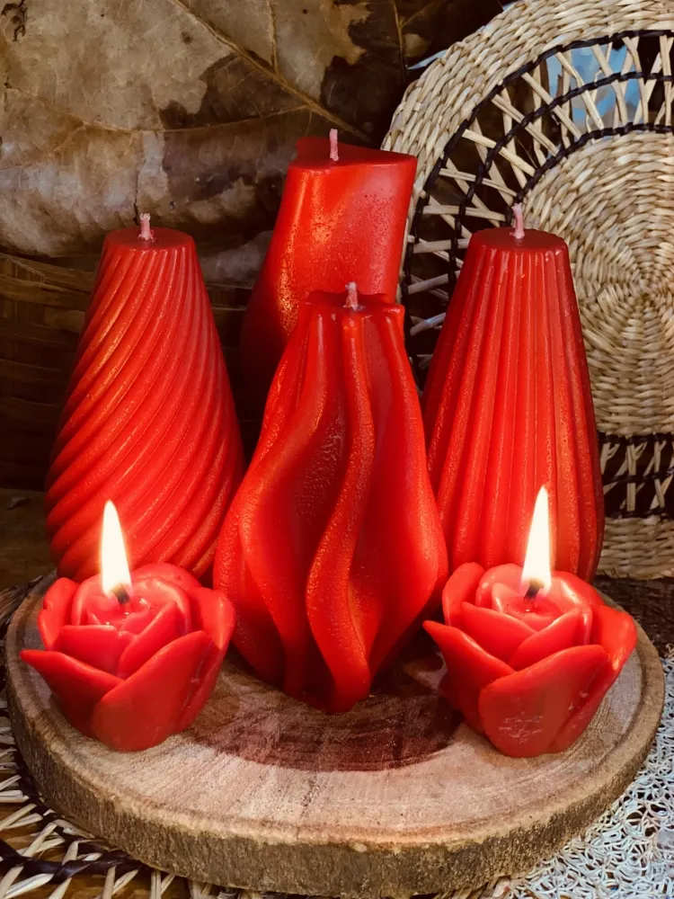 Trio de velas torcidas Imagem