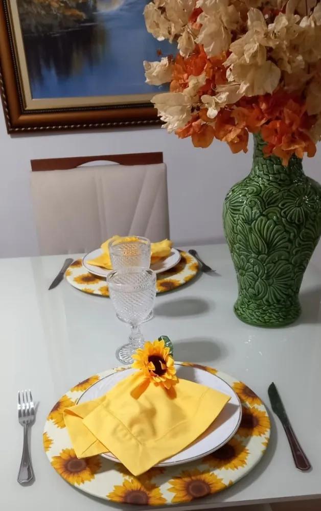 KIT COM 6 SOUSPLATS DUPLA FACE + PORTA GUARDANAPOS E GUARDANAPOS 6