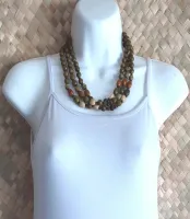 Colar Triplo. Contas Sementes - Foto 3