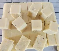  CBGUI2525- Cortador de barrinhas Guitarra c/fios elásticos em inox  p/DADINHOS DE TAPIOCA 2,5X2,5X2,5CM - Foto 5