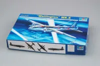 Miniatura Avião Vickers Wellington Mk X Kit Trumpeter 1/72 - Foto 2