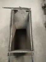Tanque de polipropileno para galvanoplastia e anodização 50 x 25 x 78 cm - Cód. 134 - Foto 3