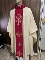 Casula Com Galão Bordado PX e Cruz Tecido Brocado Cores Litúrgicas - Foto 6