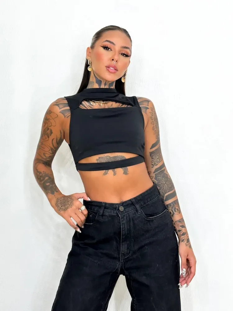 Cropped Anita