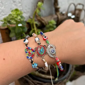 Pulseira Olho Grego Miçangas Com Brilho (Modelos Diversos)