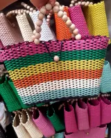 Bolsa fibra sintética colorida - Foto 7
