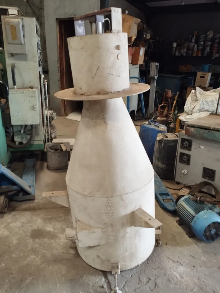 Funil industrial de abertura pneumática - Cód. 1644