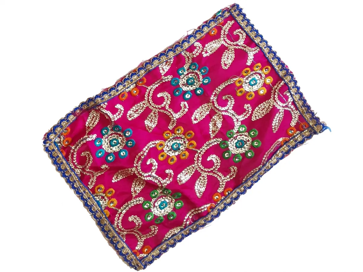 ESGOTADO! Paninho  para Mesas & Altares  - 25cm x 19cm