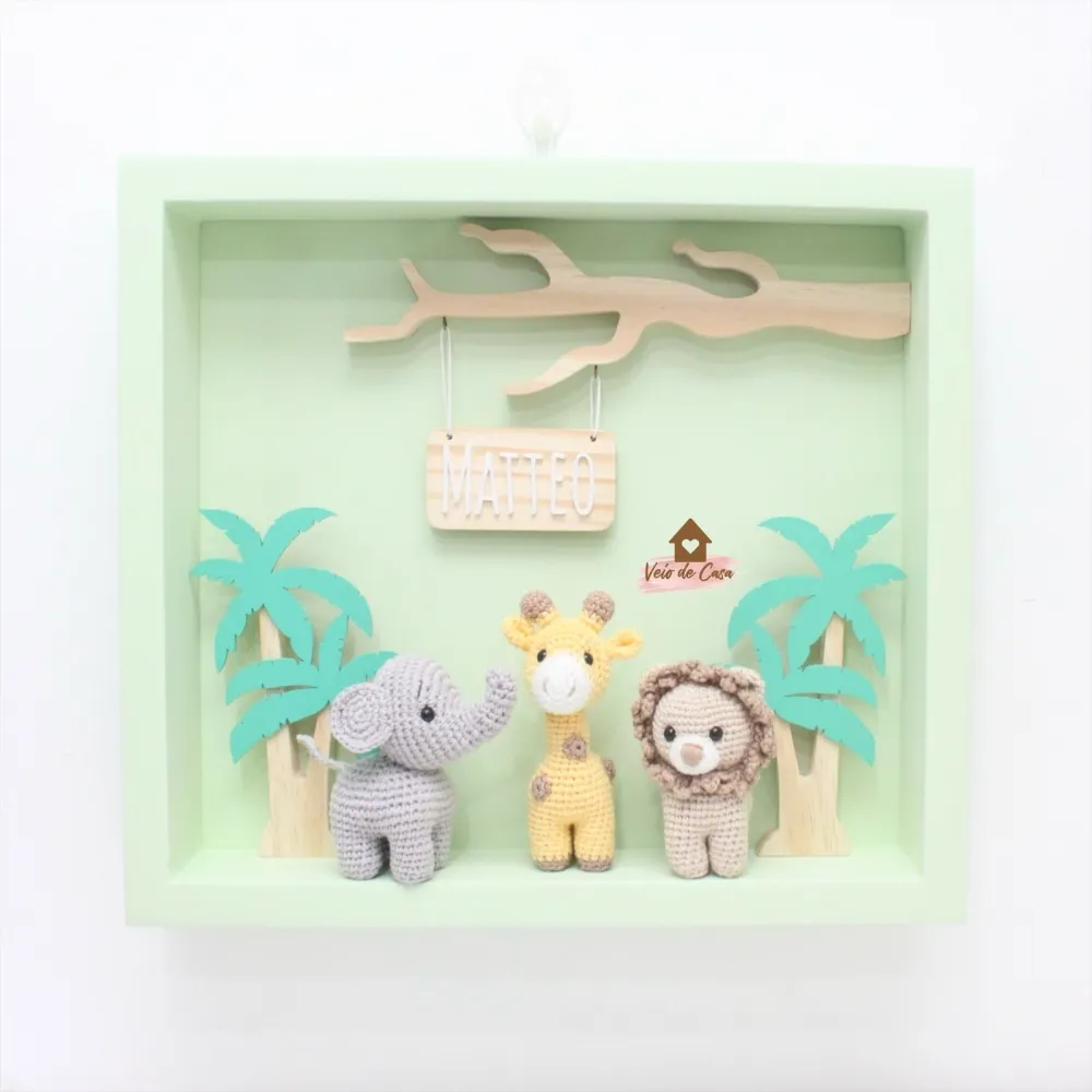 Quadro Safári  - Leão + Girafa + Elefante - Porta Maternidade Imagem