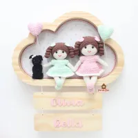 Irmã Mais Nova - Bonecas + Pet - Nuvem Grande - 2 placas - Porta Maternidade