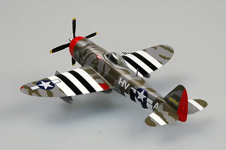 P-47 サンダーボルト 1/72 DEAGOSTINI P-47 サンダーボルト 1/72 DEAGOSTINI P-47D THUNDERBOLT USAF 1945
